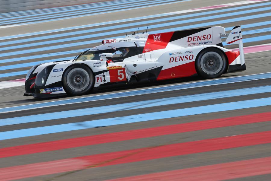  Toyota TS050 Hybrid 2016 года  (фото 6 из 27)
